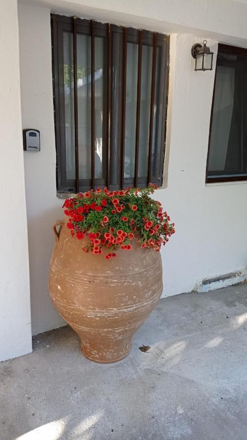 Villatzer - Traditional House With Fireplace And Garden Tzermiadon ภายนอก รูปภาพ