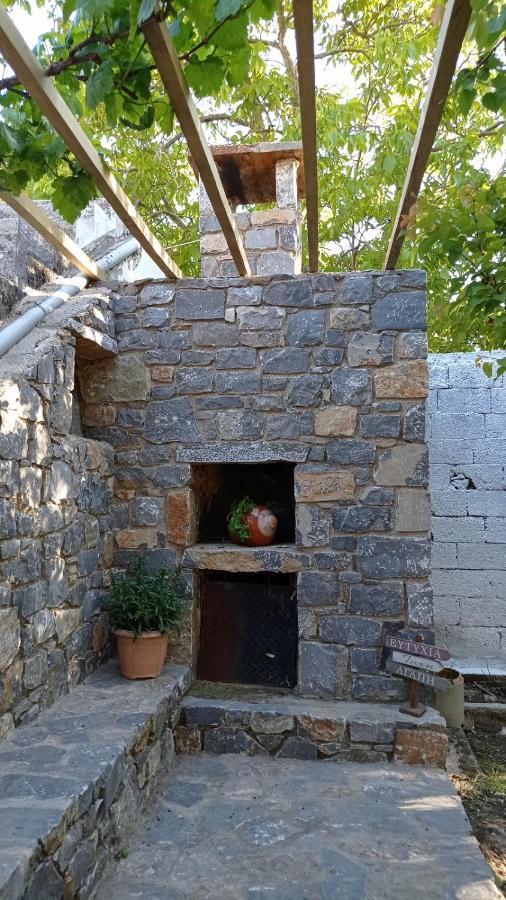 Villatzer - Traditional House With Fireplace And Garden Tzermiadon ภายนอก รูปภาพ