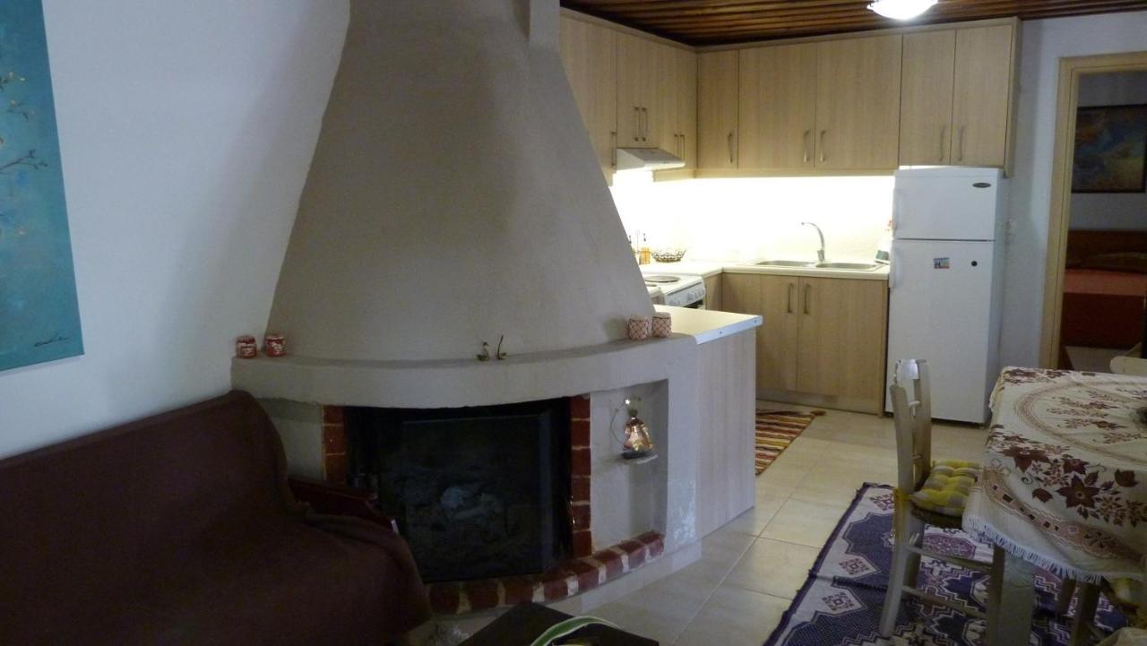 Villatzer - Traditional House With Fireplace And Garden Tzermiadon ภายนอก รูปภาพ